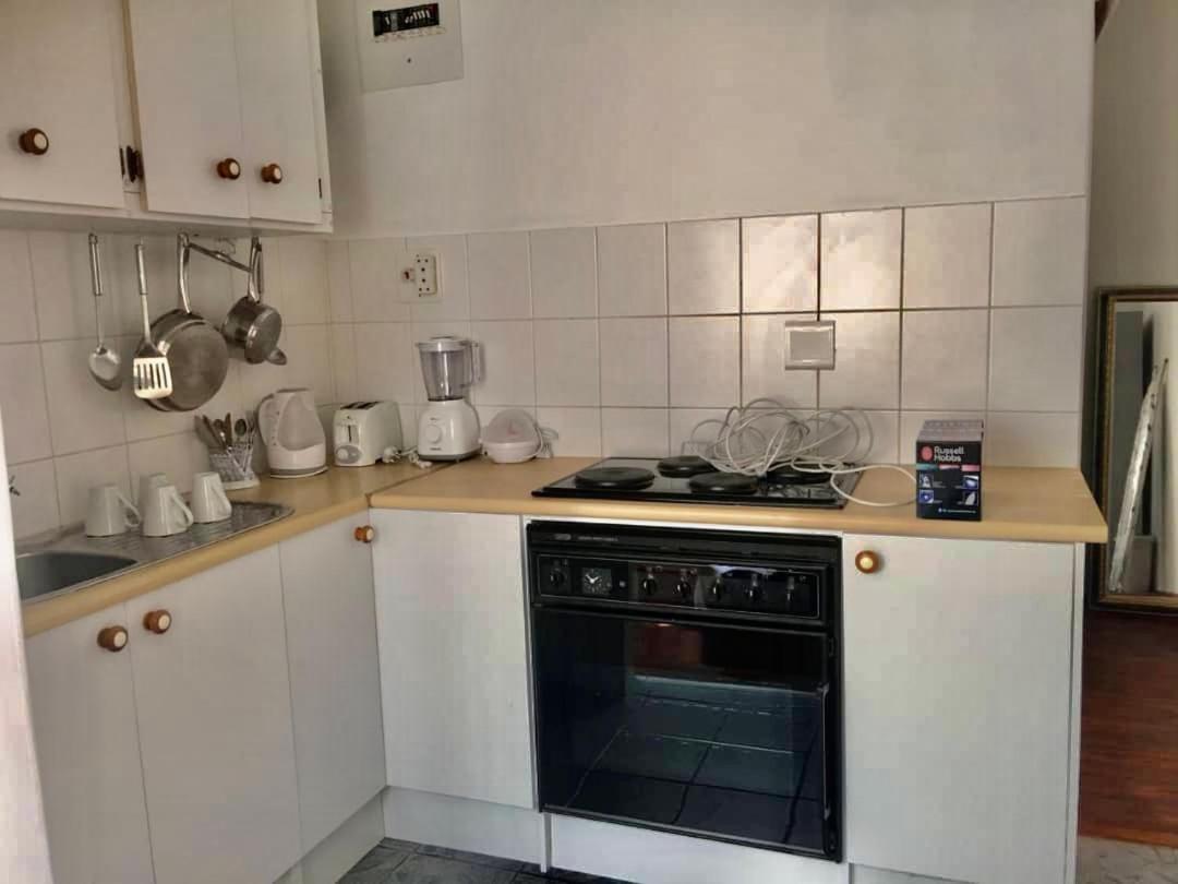 Beautiful Apartment In Century City Kaapstad Buitenkant foto