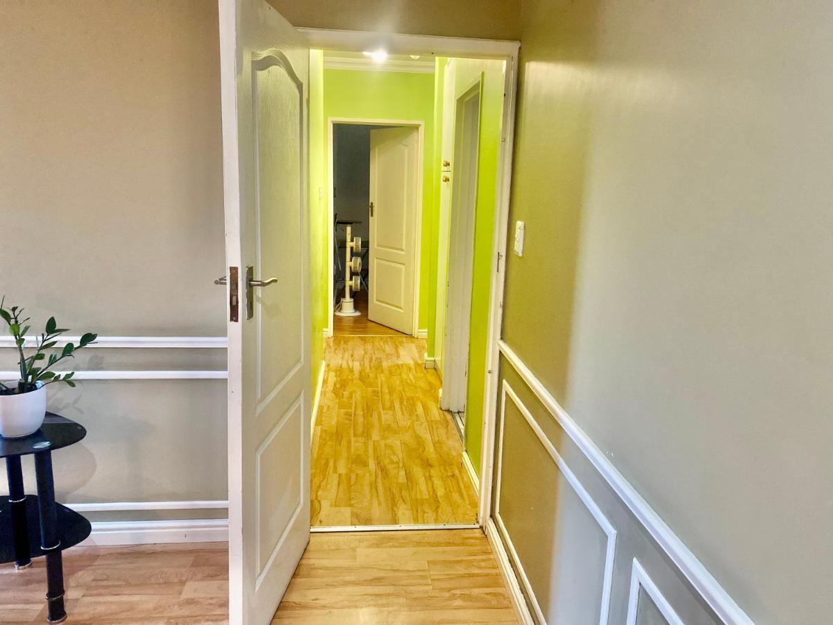 Beautiful Apartment In Century City Kaapstad Buitenkant foto